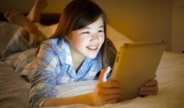 用黄瓜插学姐视频,揭秘校园奇闻异事