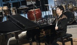 郎朗弹钢琴视频,郎朗钢琴演奏风采再现