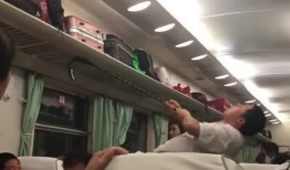 在火车上的视频,沿途风景与生活片段的瞬间捕捉