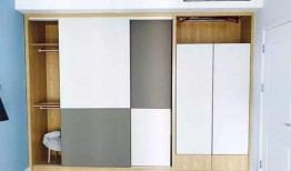 衣柜门轮子安装视频