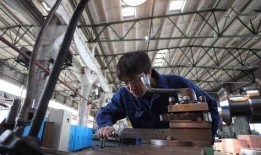 大圆机挡车工视频,视频教学解析