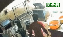 高压触电视频,揭秘触电事故背后的真相